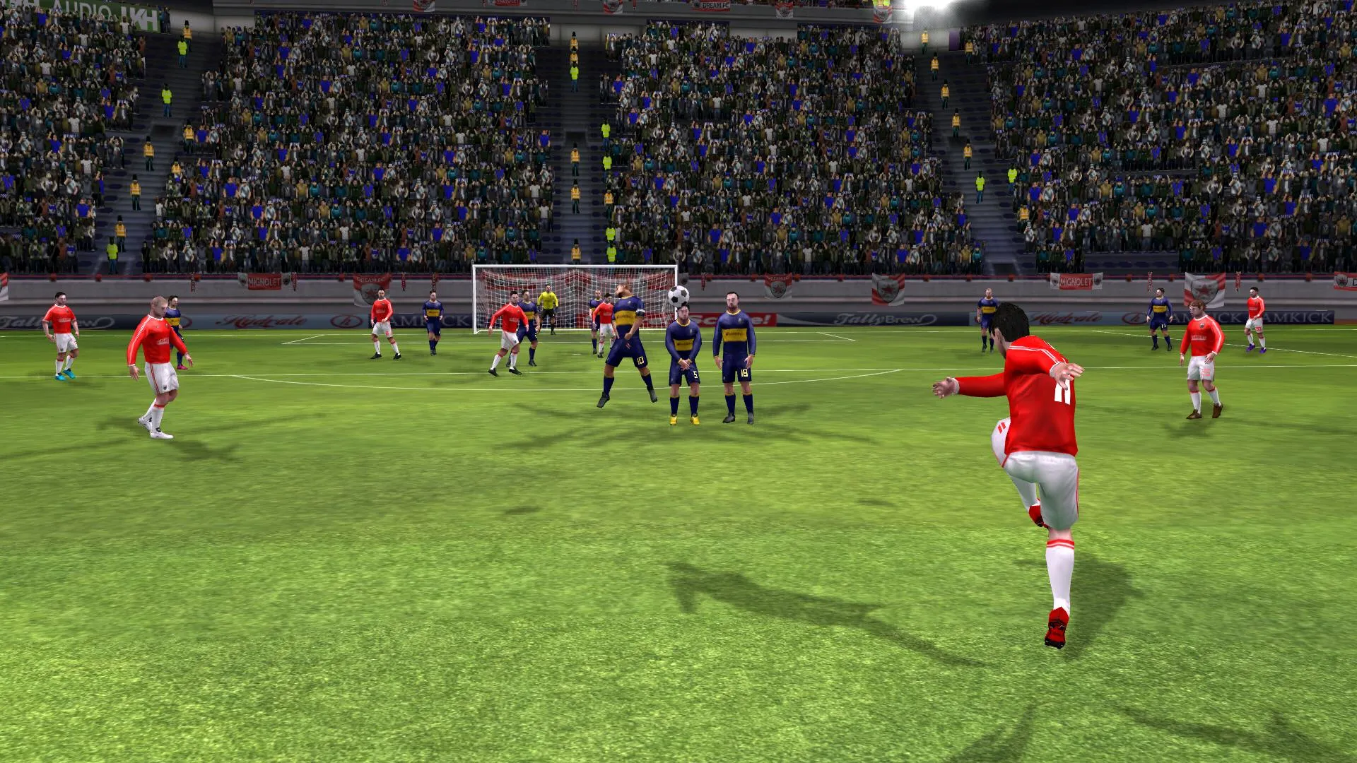 Dream League Soccer Classic v2.07 APK Мод (Много денег) Screenshot 3